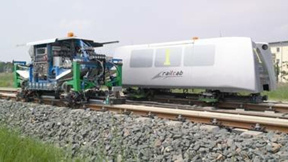 Foto (Universität Paderborn – Neue Bahntechnik): RailCab-System
