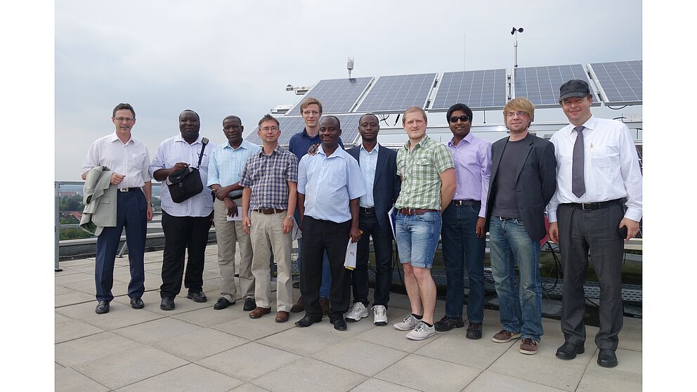 Foto (Universität Paderborn): Zum Auftakt des Projekts besuchten Wissenschaftler der Kwame Nkrumah University of Science and Technology im August die Universität Paderborn.