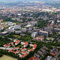 Luftbild Campus der Universität Paderborn, 15. Juni 2013 (Ansicht von Südost)