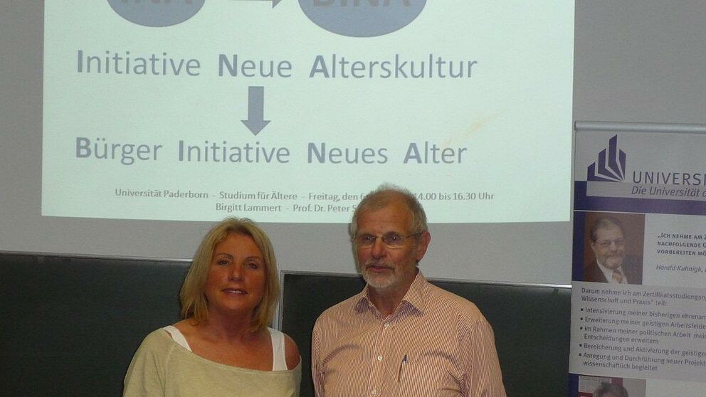 Foto: Prof. Dr. em. Schneider und Birgitt Lammert