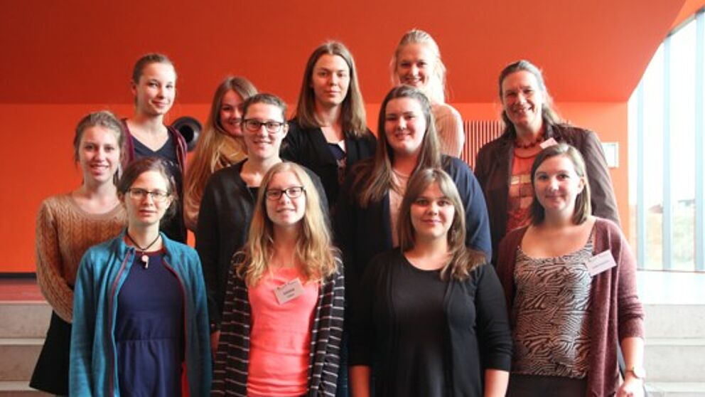 Foto (Universität Paderborn):Teilnehmerinnen des Mentoring-Programms.