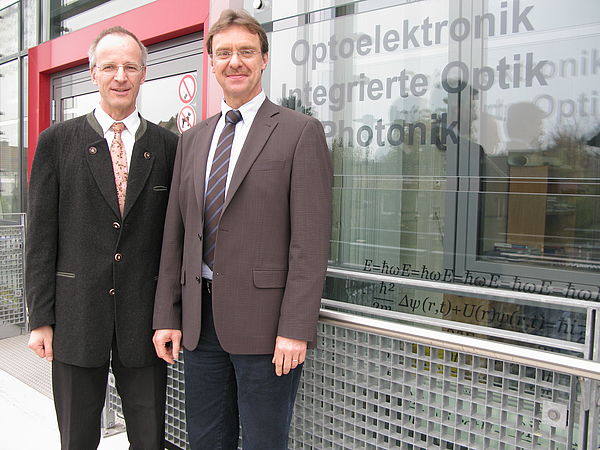 Foto: Prof. Dr.-Ing. Noé und Prof. Dr.-Ing. Rückert