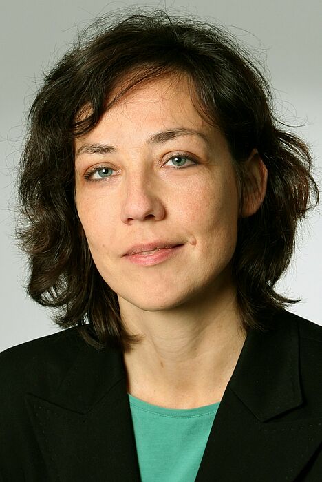 Foto (Adelheid Rutenburges): Bärbel Schürrle, neue Leiterin des Akademischen Auslandsamts der Universität Paderborn.
