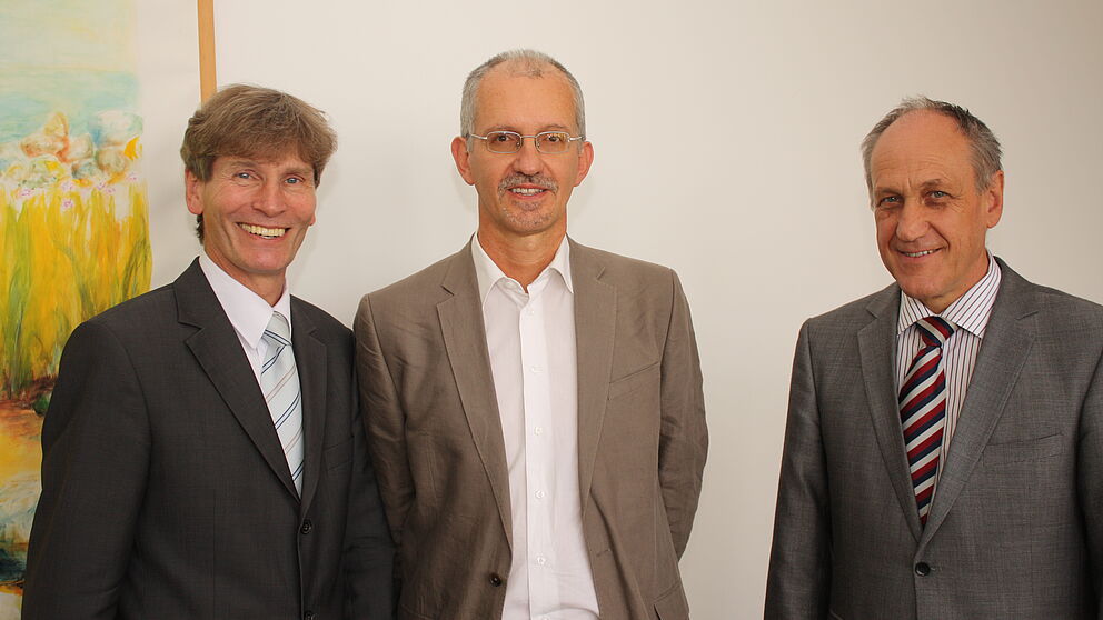 Foto (Universität Paderborn, Patrick Kleibold): Prof. Dr. Nikolaus Risch (v. li.), Prof. Dr. Marco Dorigo, Prof. Dr. Franz Josef Rammig