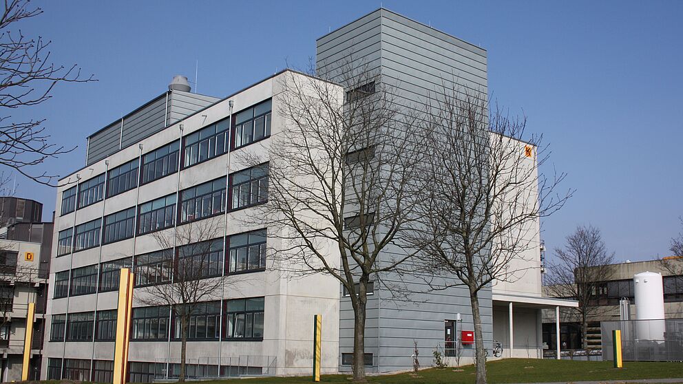 Foto (Universität Paderborn): Neues Chemie-Laborgebäude der Universität Paderborn