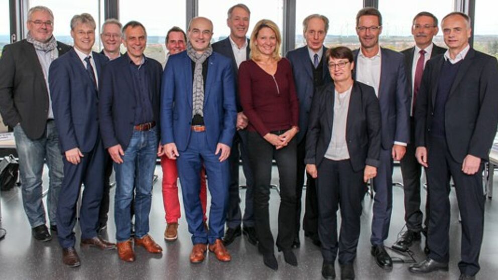 Foto (Universität Paderborn, Johannes Pauly): Die Teilnehmerinnen und Teilnehmer der 188. Sitzung der LRK NRW an der Universität Paderborn.