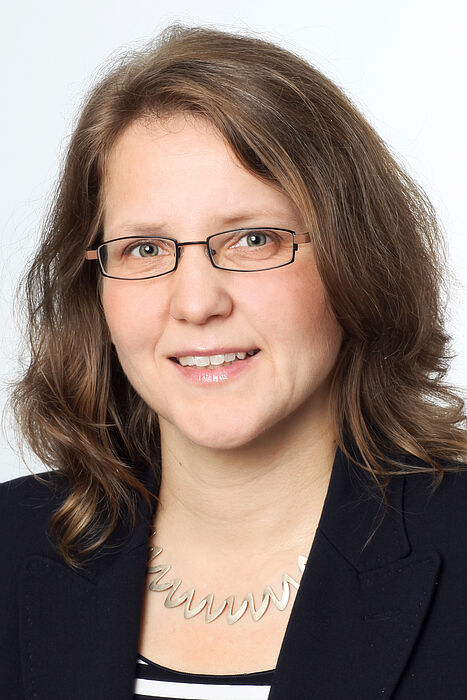 Foto (Universität Paderborn): Prof. Dr. Christine Silberhorn.