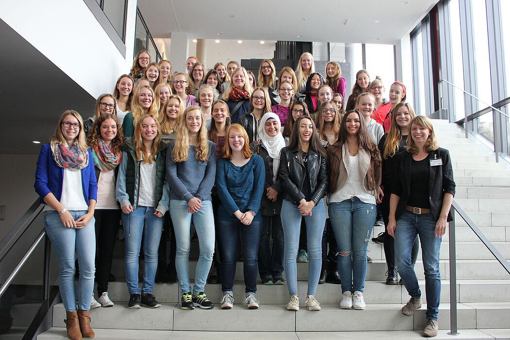 Foto (Franziska Pestel):Teilnehmerinnen der Herbst-Uni 2015.