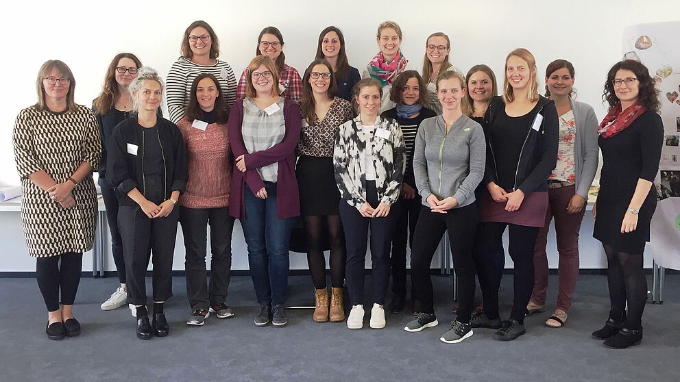 Foto (Mentoring-Programm): Die Auftaktveranstaltung bildete für 17 Doktorandinnen den Startpunkt zur interdisziplinären Vernetzung und zum Austausch mit einer externen Mentorin.