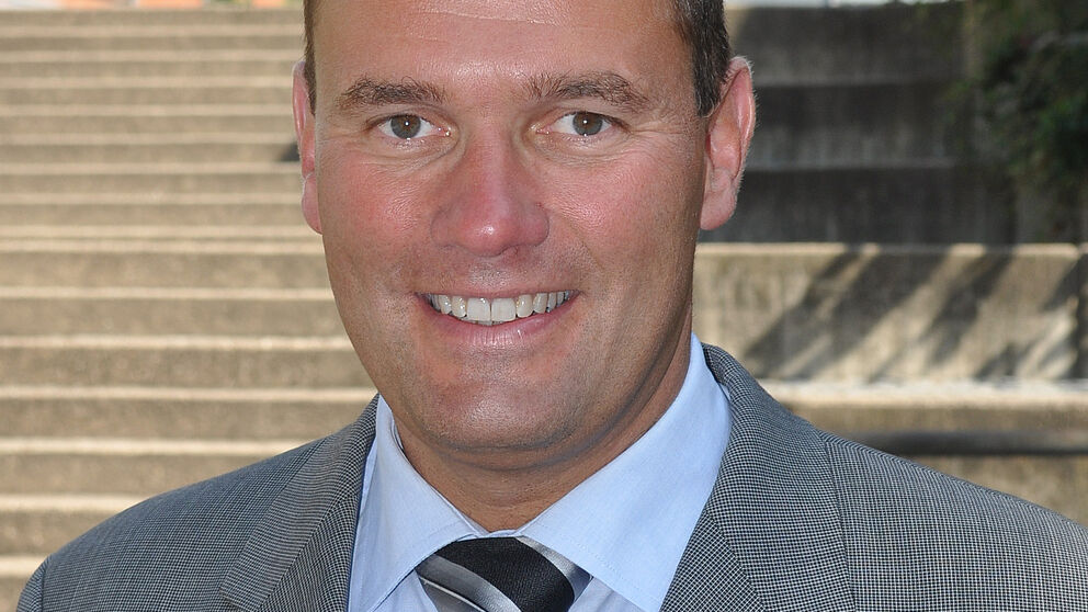 Foto (Universität Paderborn): Prof. Dr.-Ing. Elmar Moritzer von der Universität Paderborn wurde als Vorsitzender des Fakultätentages für Maschinenbau und Verfahrenstechnik bestätigt.