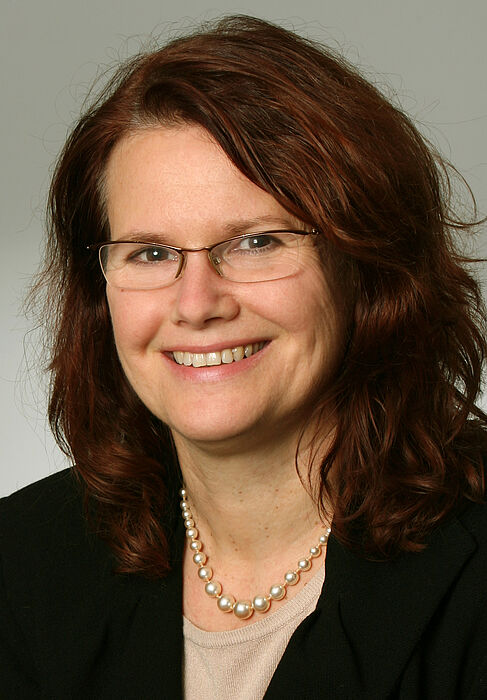 Foto (Universität Paderborn): Prof. Dr. Dorothee M. Meister