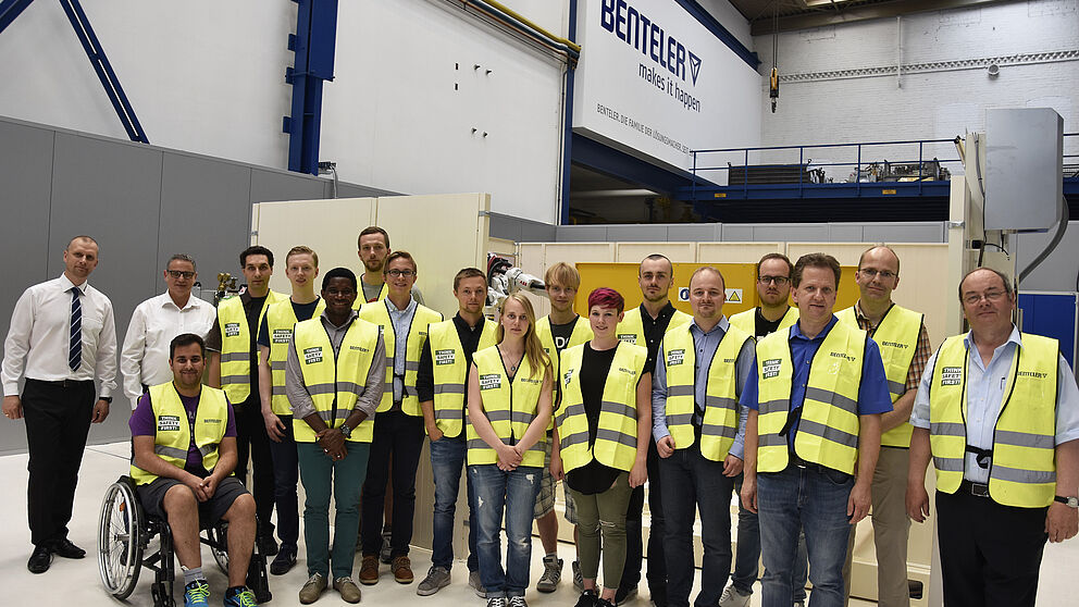 Foto: 15 Nachwuchskräfte informierten sich über das Thema Arbeitssicherheit.