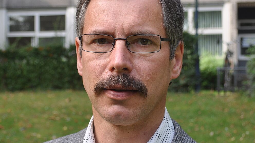 Foto (Universität Paderborn): Prof. Dr.-Ing. Ulrich Hilleringmann