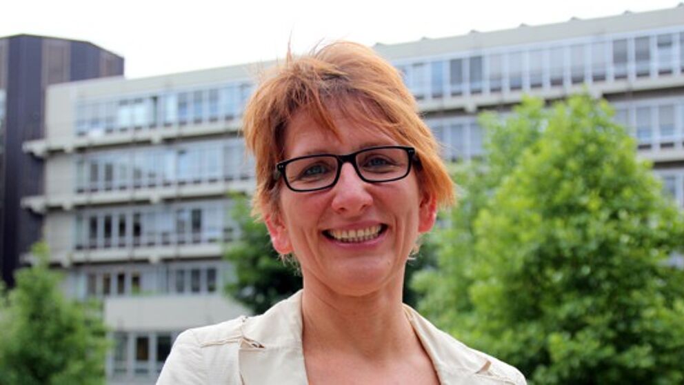 Foto (Universität Paderborn, Nina Reckendorf): Prof. Dr. Anette Buyken von der Universität Paderborn ist Initiatorin dieser Studie, basierend auf Daten der DONALD-Studie, die seit 1985 in Dortmund durchgeführt wird. 