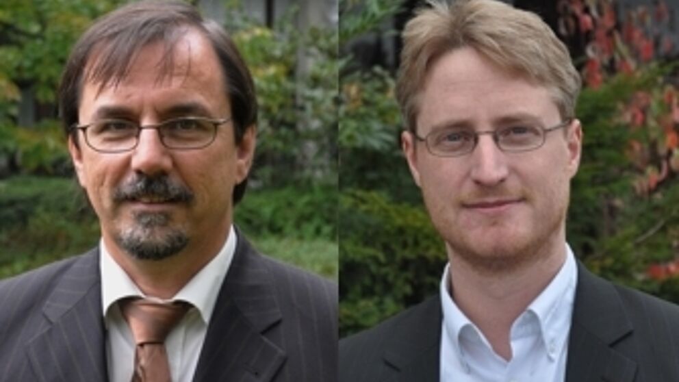 Foto (Universität Paderborn, Mark Heinemann): Juniorprofessor Dr.-Ing. André Brinkmann und Prof. Dr. Gregor Engels referieren zum Thema Cloud Computing.