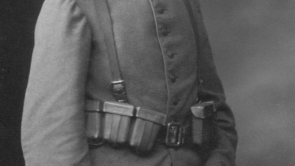 Foto (Hochschularchiv der RWTH Aachen): Der Aachener Student Karl Hofmann fiel als Gefreiter im Dragoner Regiment Nr. 7 am 8. Dezember 1914.