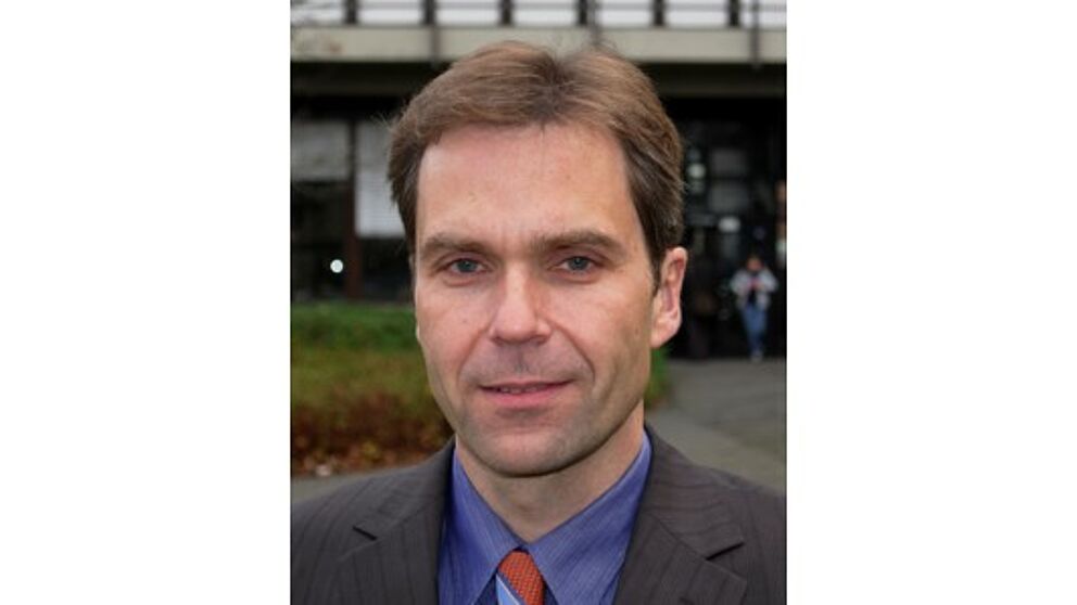 Foto (Universität Paderborn): Prof. Dr. Peter E. Fäßler von der Universität Paderborn