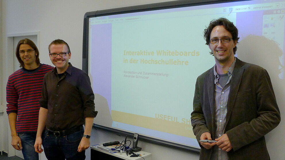 Foto(Universität Paderborn, Andrea Eckhoff-Rosenbaum): Tobias Zenker, Dr. Robert Kordts-Freudinger, Alexander Schnücker (v. l.)