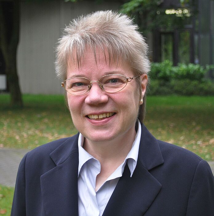 Foto (Universität Paderborn): Prof. Dr. Leena Suhl, Fakultät für Wirtschaftswissenschaften der Universität Paderborn