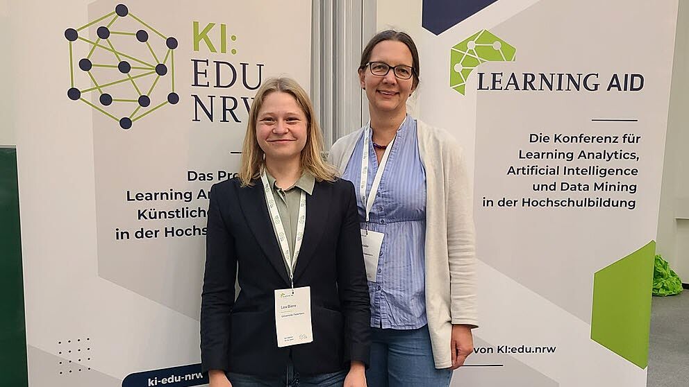 Lea Biere und Iris Neiske auf der learningAID