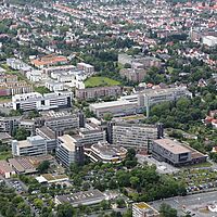 Luftbild Campus der Universität Paderborn, 3. Juli 2014 (Ansicht von Südost)