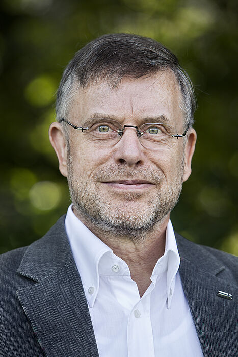 Foto: Keynote Speaker Prof. Gunter Dueck (Quelle: Michael Herdlein) 