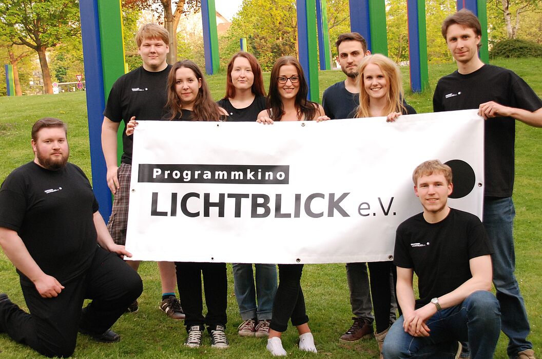 Foto (Programmkino Lichtblick e.V.): Das Team des studentischen Programmkinos Lichtblick der Universität Paderborn.