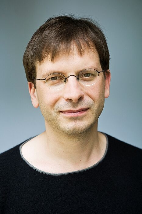 Foto (Universität Paderborn, Mark Heinemann): Prof. Dr. Wolfram Meyerhöfer