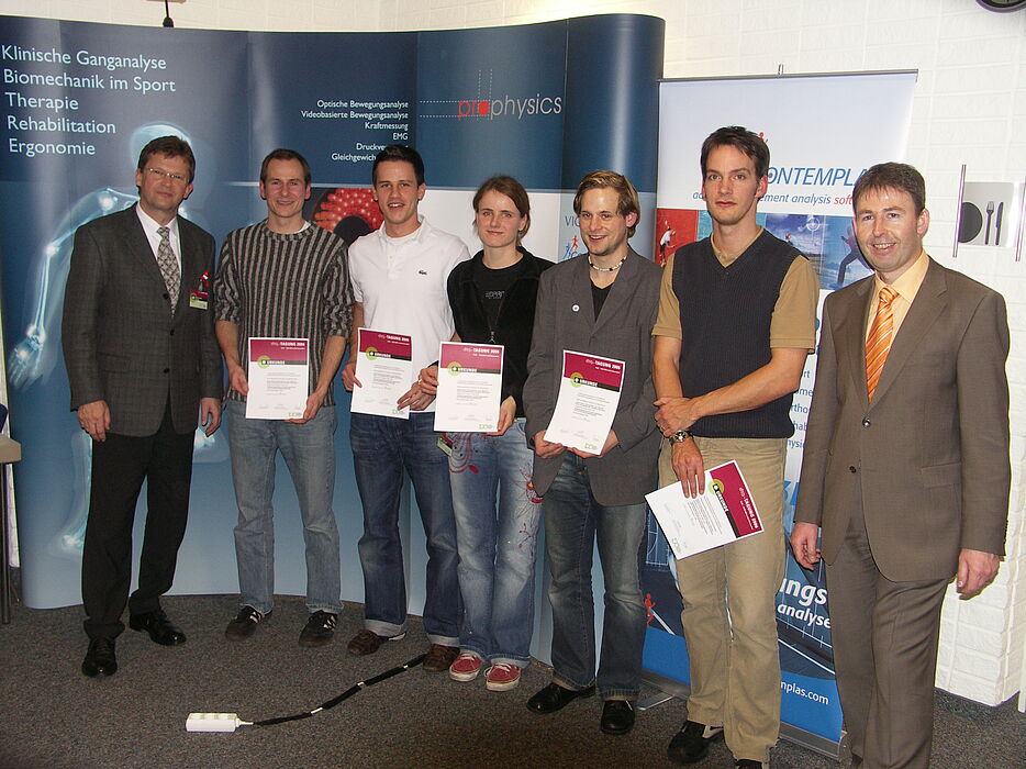 Foto: Erhielten den 1. Platz des Nachwuchspreises der Deutschen Vereinigung für Sportwissenschaft (v. li.): Prof. Dr. Norbert Olivier, Martin Wünnemann, Daniel Krause, Melanie Mull, André Erlmann, Timo Hölzchen, PD Dr. Thomas Jöllenbeck