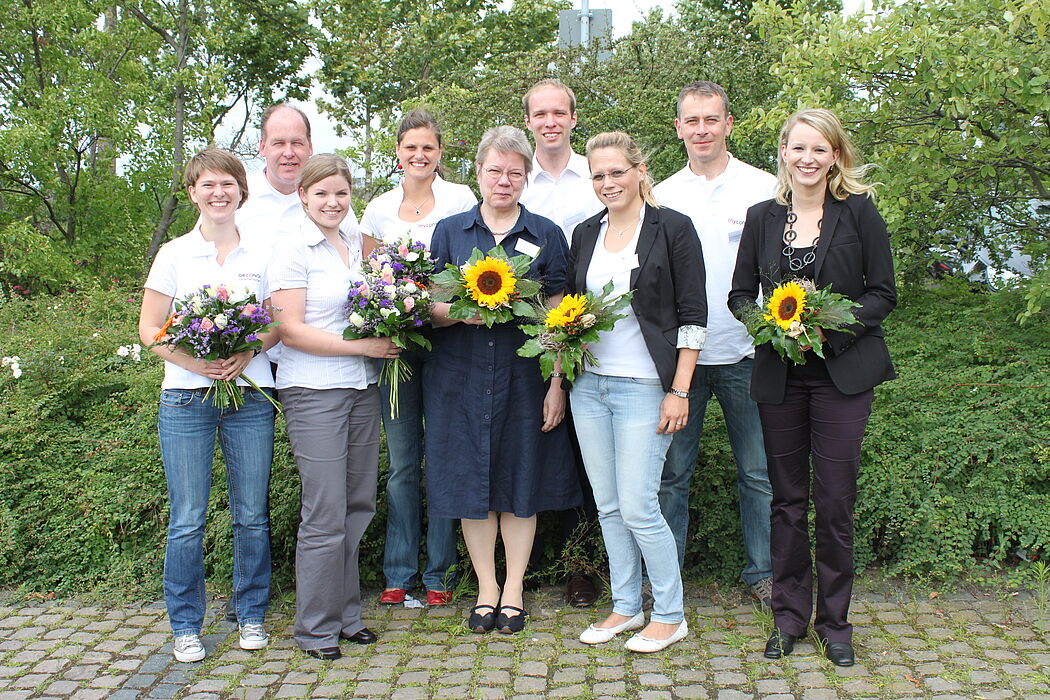Foto: Kerstin Krüger, Dr. Markus Toschläger, Sabrina Becker, Katrin Klaas, Prof. Dr. Leena Suhl, Dr. Thomas Sillekens, Linda Röhrkohl, Dr. Stephan Kassanke, Nicole Tempel (von links nach rechts)