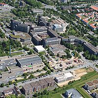 Luftbild Campus der Universität Paderborn, 4. Juni 2010, (Ansicht von Nordwest)