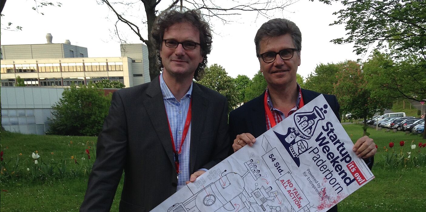 Foto (TecUP, Universität Paderborn): Prof. Dr. Rüdiger Kabst (li.) und Hubert Böddeker machen sich für Gründerkultur in der Region OWL stark.